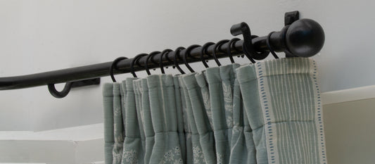 Wrought Iron Bay Window Curtain Pole with Balls