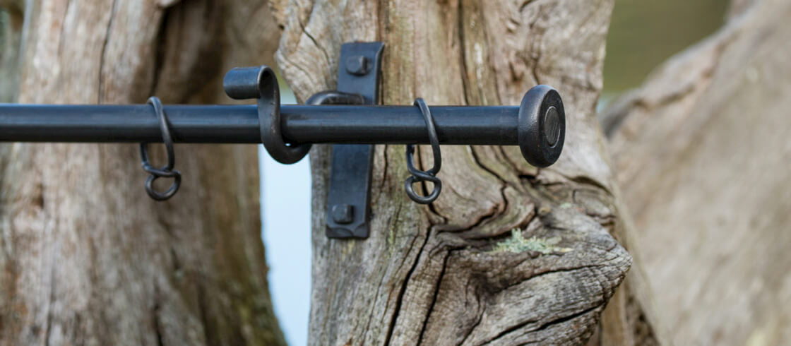 Wrought Iron Curtain Pole with Discs